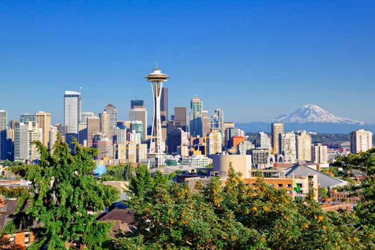 Seattle skyline with Mt. Rainier in the background on a clear day