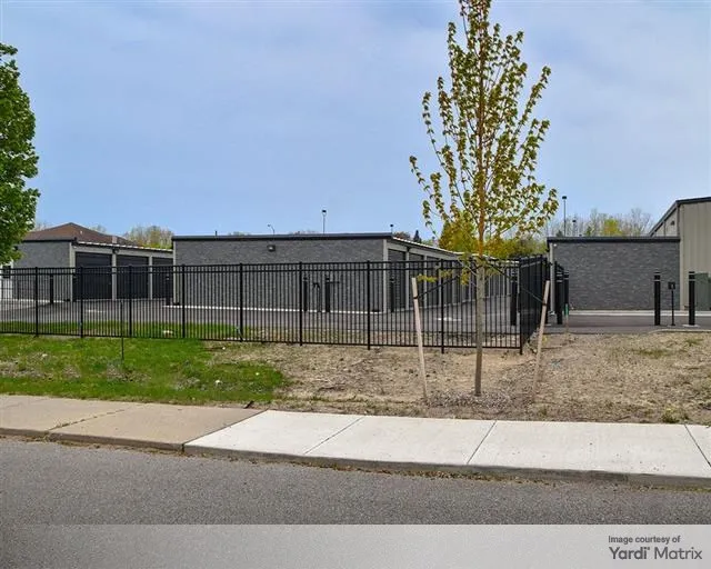 Self storage facility