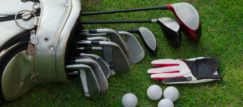 golf bag with golf gear