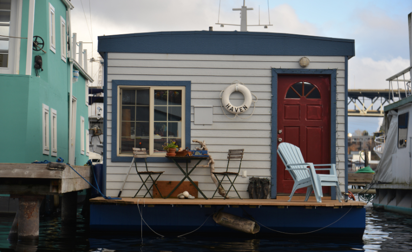 Houseboat in Seattle, WA