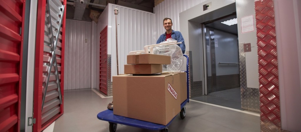 Self storage elevator, cart, boxes