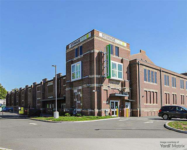 Self storage facility in Elizabeth NJ