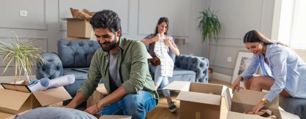 How to Make Living with Roommates Work in Real Life
