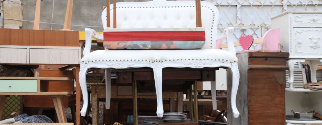 Where to Donate Furniture in NYC (With Free Pick-Up Options)