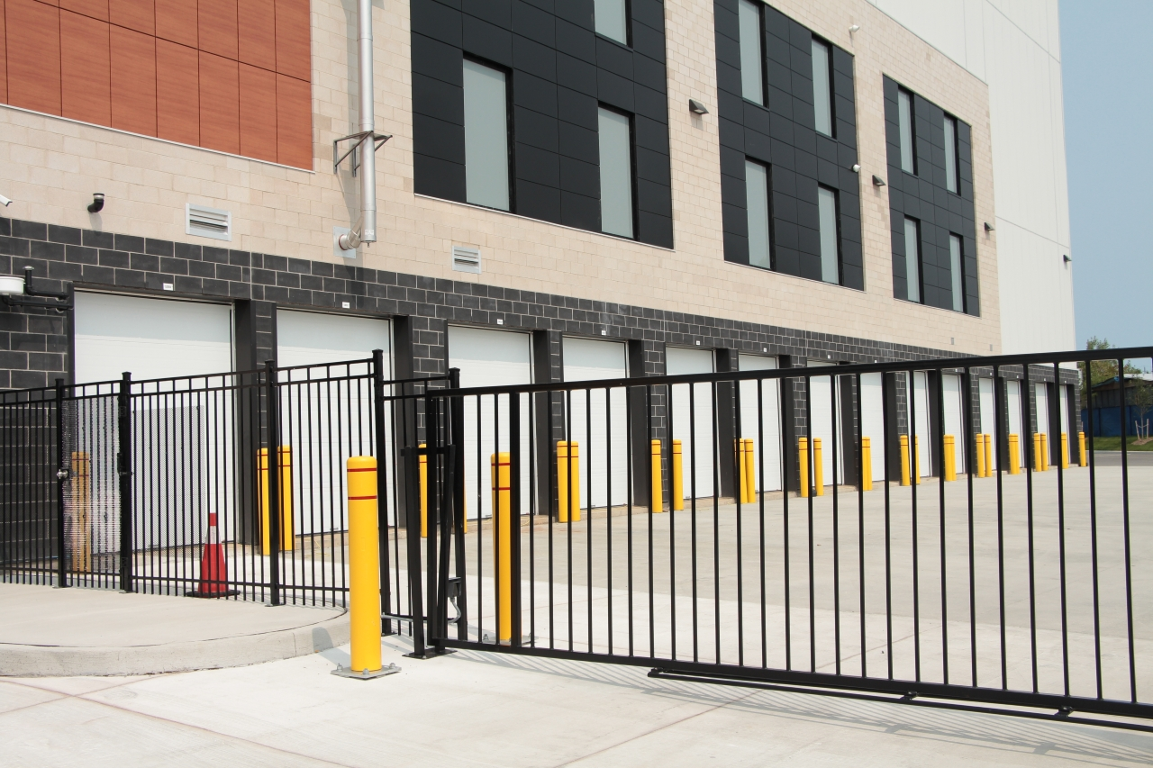 self storage facility walkable